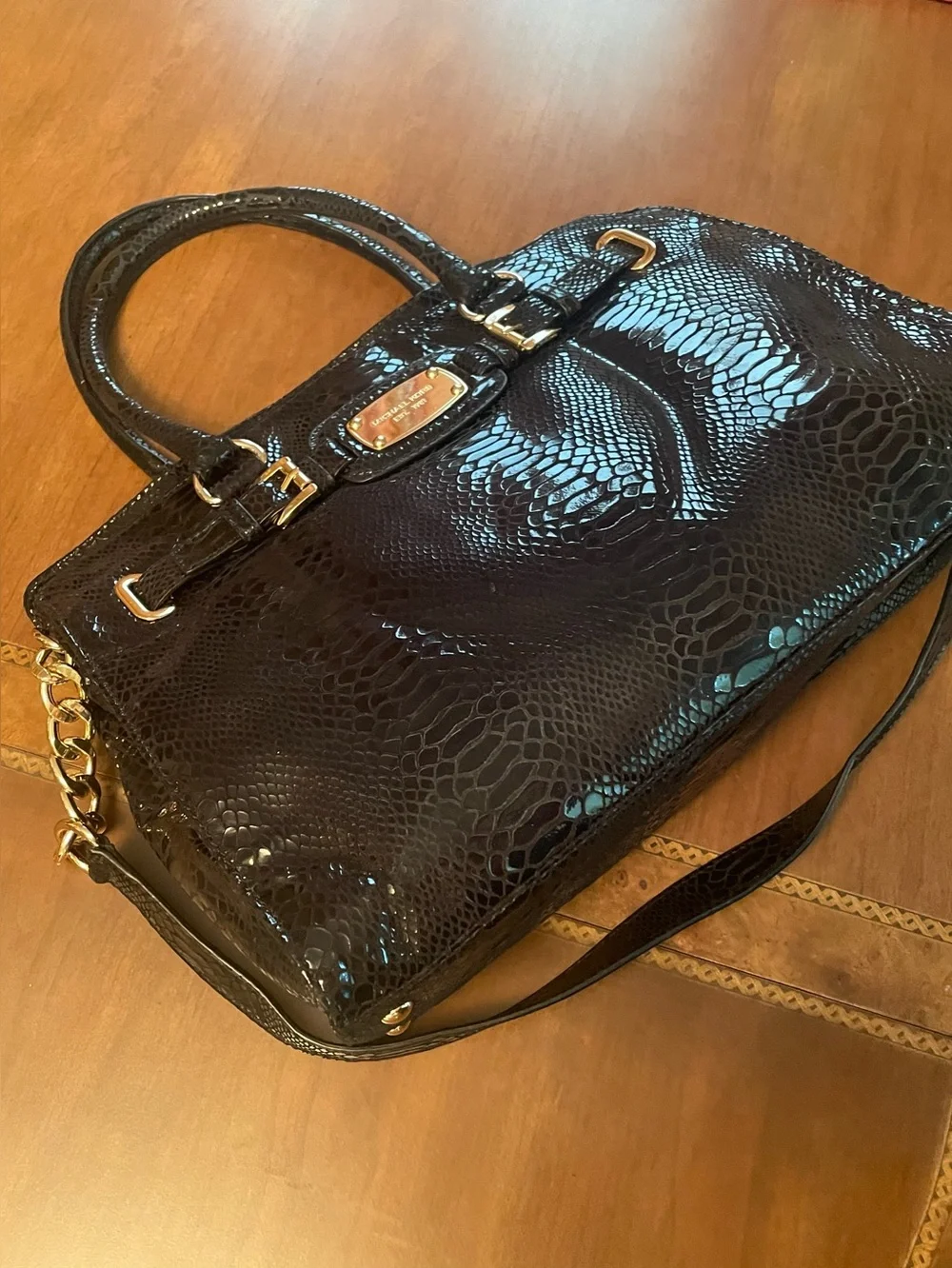 Michael Kors Genuine leather large Tote Handbag in Black